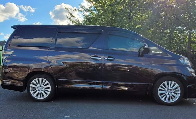 2013 Toyota Vellfire Petrol 2.4 Automatic - 8 seater MPV, Red Wine, 67.5K Miles