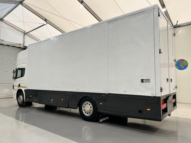 Scania P94 220 4x2 Sleeper Cab Box Van Manual