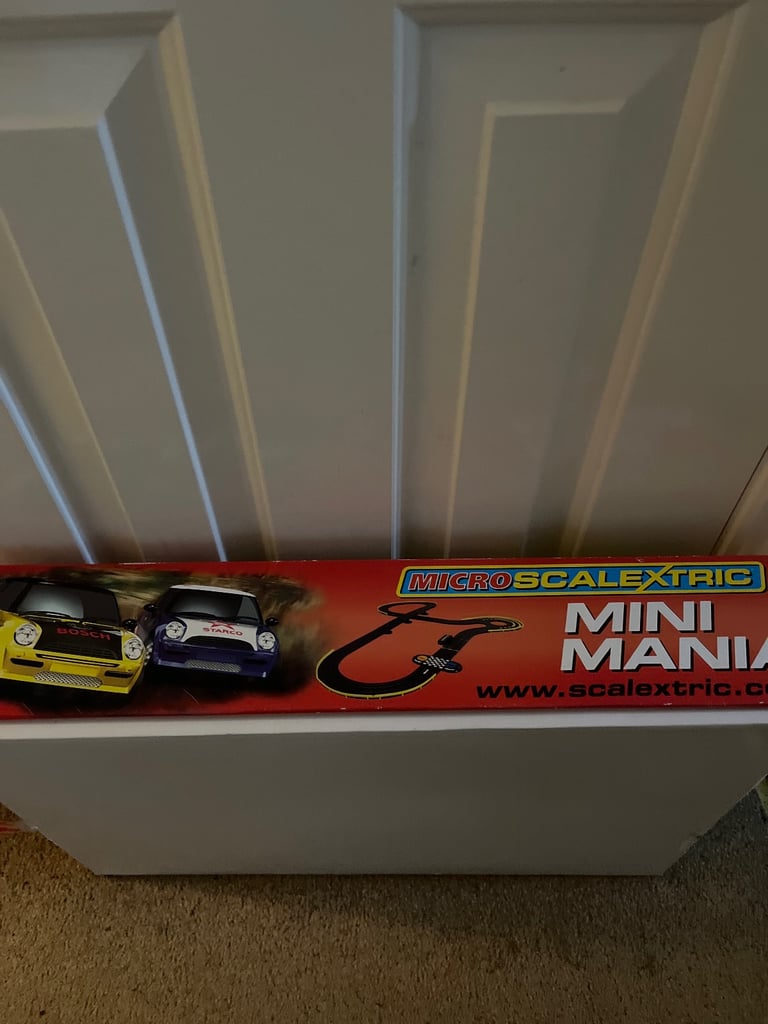 Scalextric micro mini mania