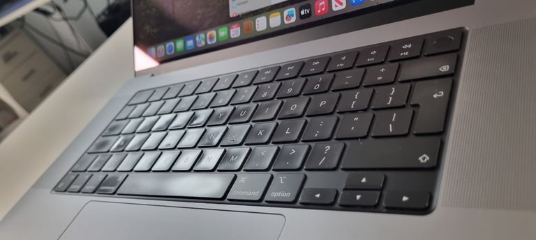 AppleMacbook Pro 16 inch 2021 M1 Pro 16GB 512GB