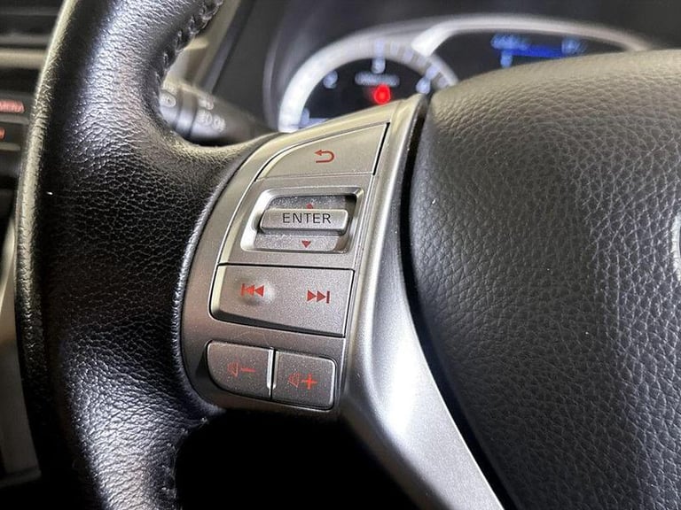 2021 Nissan Navara DoubleCab PickUp N-Connecta 2.3dCi 190 TT 4WD Auto PICK UP DIESEL Automatic