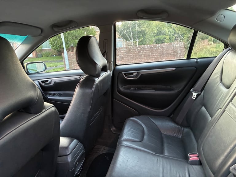 Volvo, S60, Saloon, 2003, Manual, 2401 (cc), 4 doors