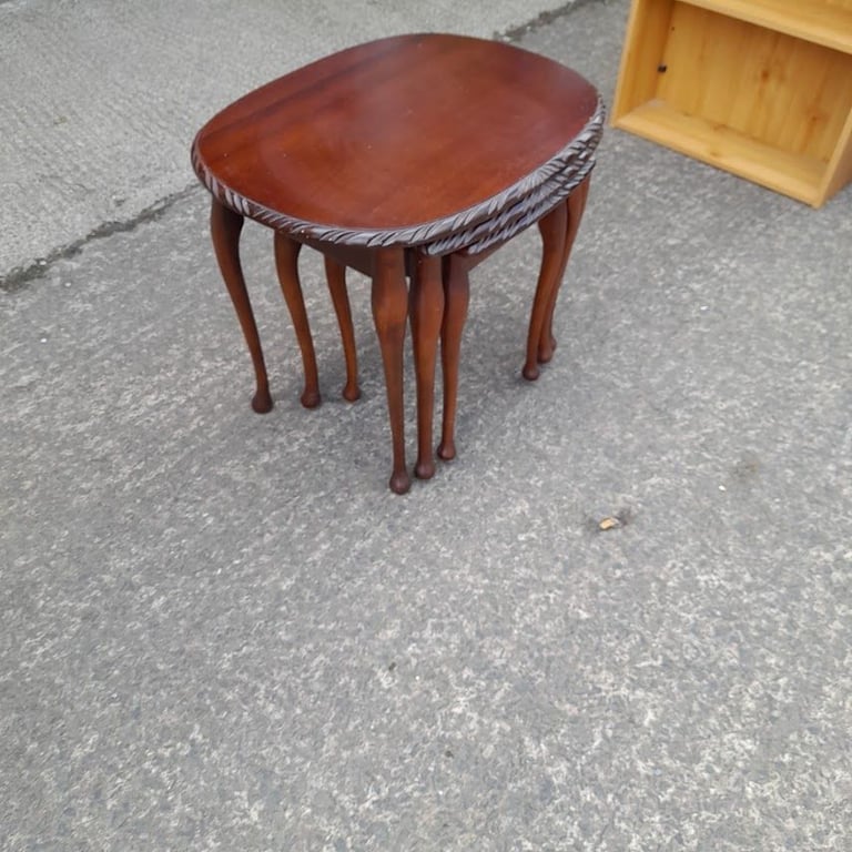 Nest of 3 tables with Queen Anne feet, ref:18856 £25.00