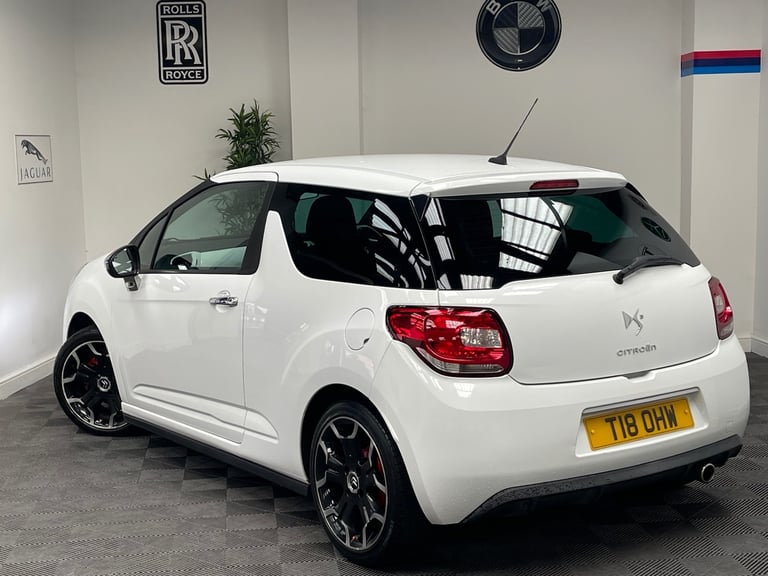 2011 Citroen DS3 1.6 HDi Black 3dr HATCHBACK Diesel Manual