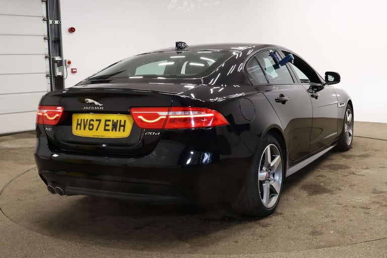 2017 Jaguar XE 2.0 XE R-Sport D 4dr Saloon Diesel Manual