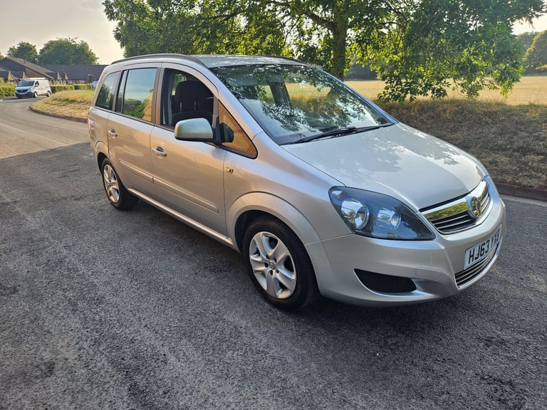 Vauxhall zafira 1.6 petrol seats ULEZ COMPLIANT 12 MONTHS MOT FSH
