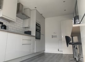 ROOM TO RENT PORTSMOUTH - 1 MONTH LET - ALL BILLS INCLUDED