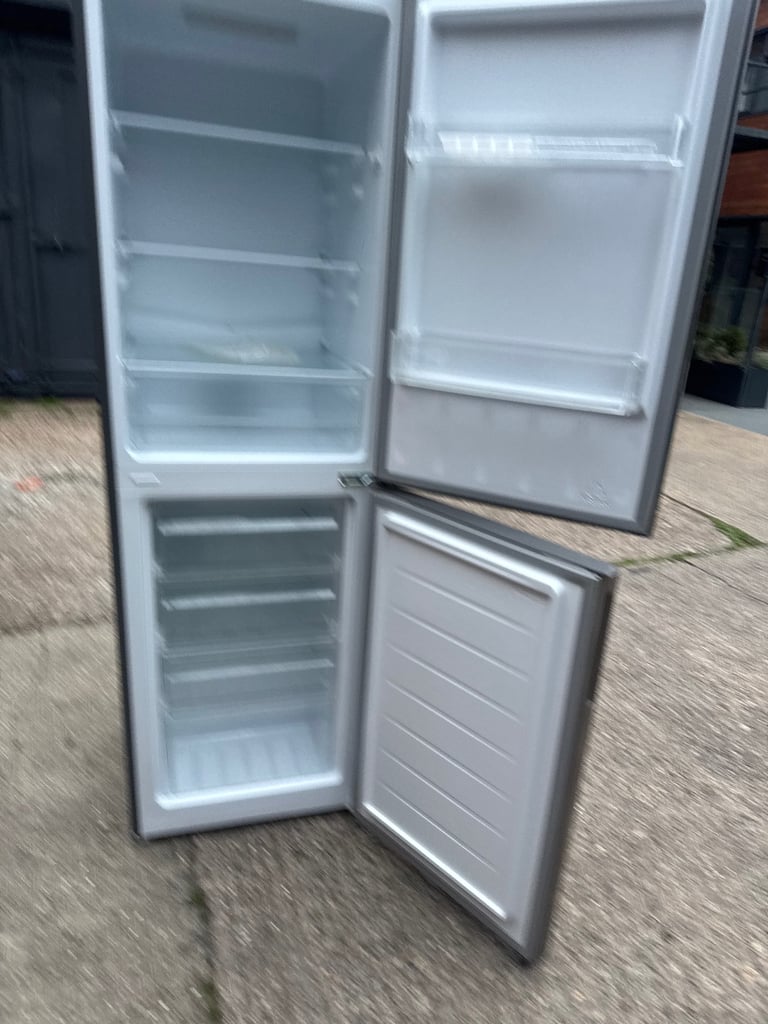 ELECTRIQ Fridge Freezer 175cm Silver 