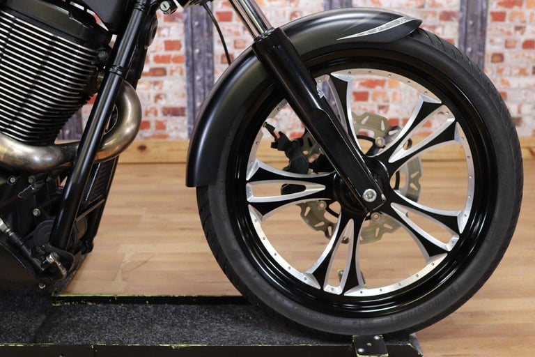 2012 VICTORY VEGAS ZACH NESS LIMITED EDITION - 17,009 MILES - MSR EXHAUST!