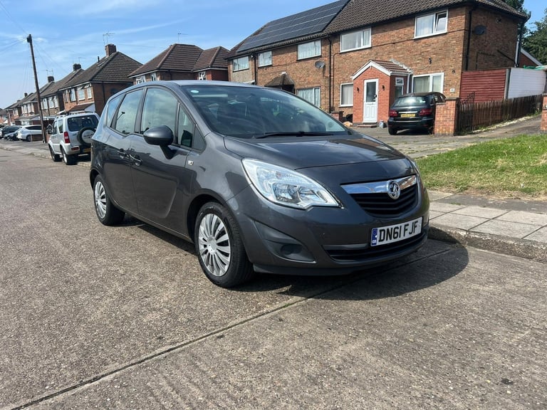 2011 Vauxhall Meriva 1.7 CDTi Exclusiv Euro 5 5dr MPV Diesel Manual