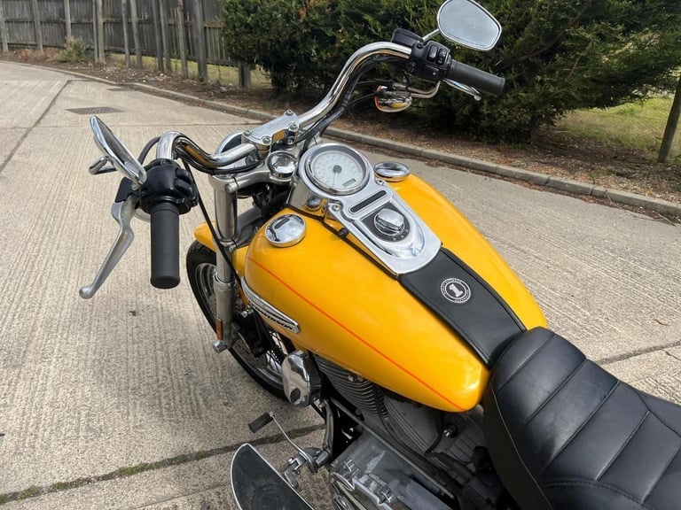 2006 56 HARLEY DAVIDSON FXDC SUPER GLIDE CU 1584 SUPERGLIDE CUSTOM CRUISER VH 