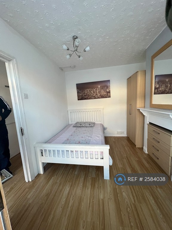 1 bedroom in Gillingham, Gillingham, ME7 (#2584038)