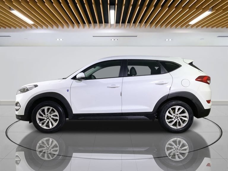 2017 Hyundai TUCSON 1.6 GDi Blue Drive SE Nav SUV 5dr Petrol Manual Euro 6 (s/s) (132 ps) ESTATE ...