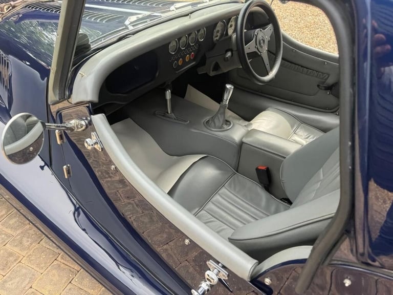 2005 Morgan Roadster 3.0 Convertible 2dr Petrol Manual (2 seat) (232 g/km, 226 bhp) Convertible P...