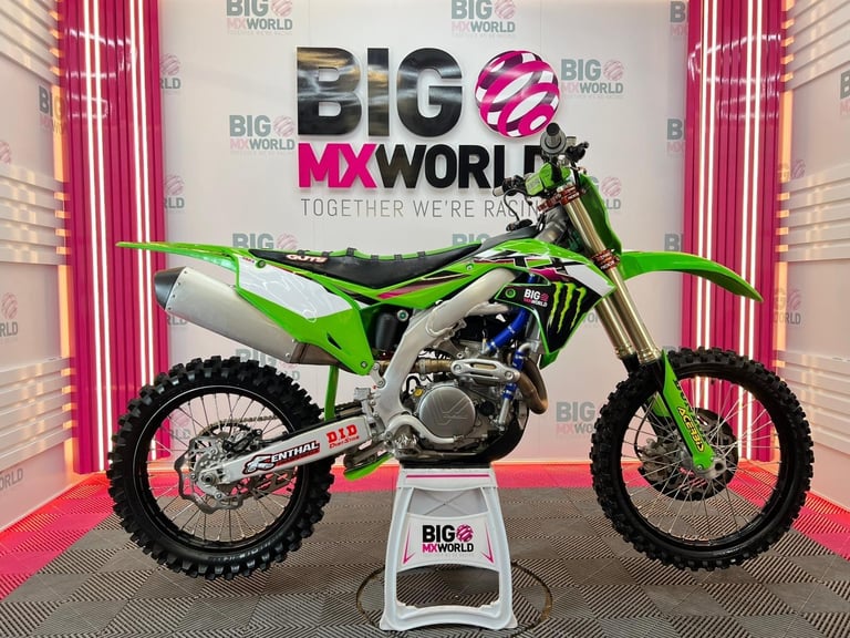 Kawasaki KXF 450 2023 - Only 35 Hours - XTrigs & Ti FootPegs