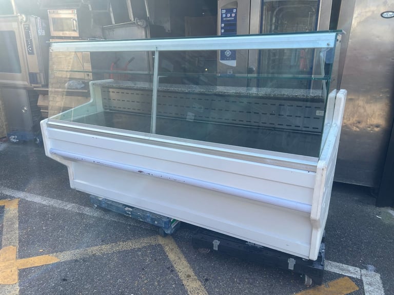 image for 2 M, LONG SERVE OVER COLD DISPLAY FRIDGE  CATERING COMMERCIAL KITCHEN FAST FOOD 