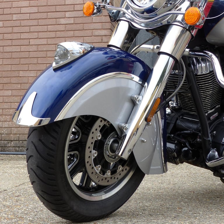 Immaculate 2017 Indian Springfield Chief – Fully loaded- One Owner- Full History