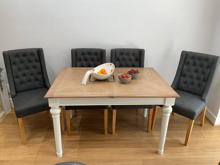 Cotswold dining table and chairs 