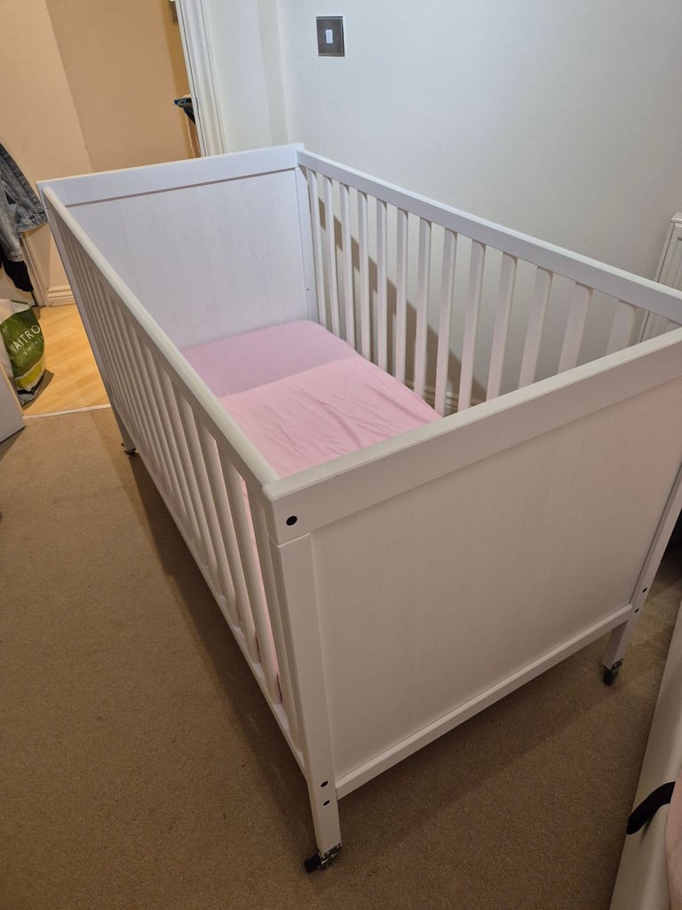 IKEA SUNDVIK Cot / bed for baby with mattress 140 x 70