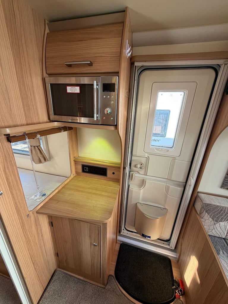 Bailey Pegasus GT65 Rimini 4 berth 2013 mover ***GREAT CONDITION***