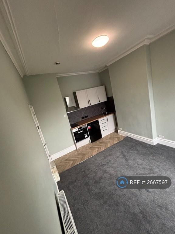 1 bedroom in Elliston Road, Bristol, BS6 (#2667597)