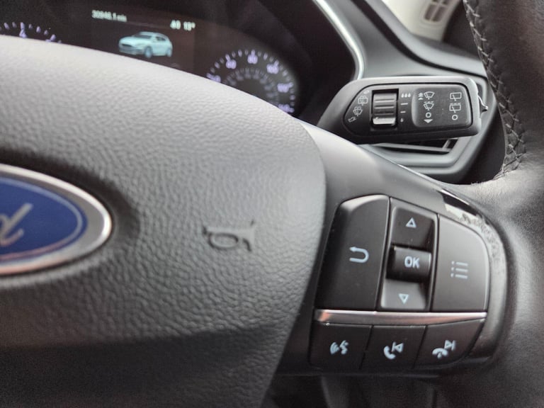 2020 Ford Focus 1.0T EcoBoost Active Auto Euro 6 (s/s) 5dr Petrol