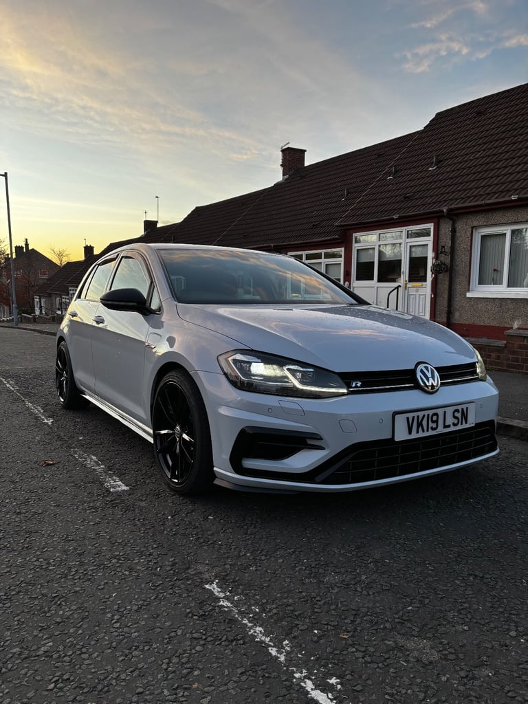 Volkswagen, Golf R, Hatchback, 2019, Semi-Auto, 1984 (cc), 5 doors