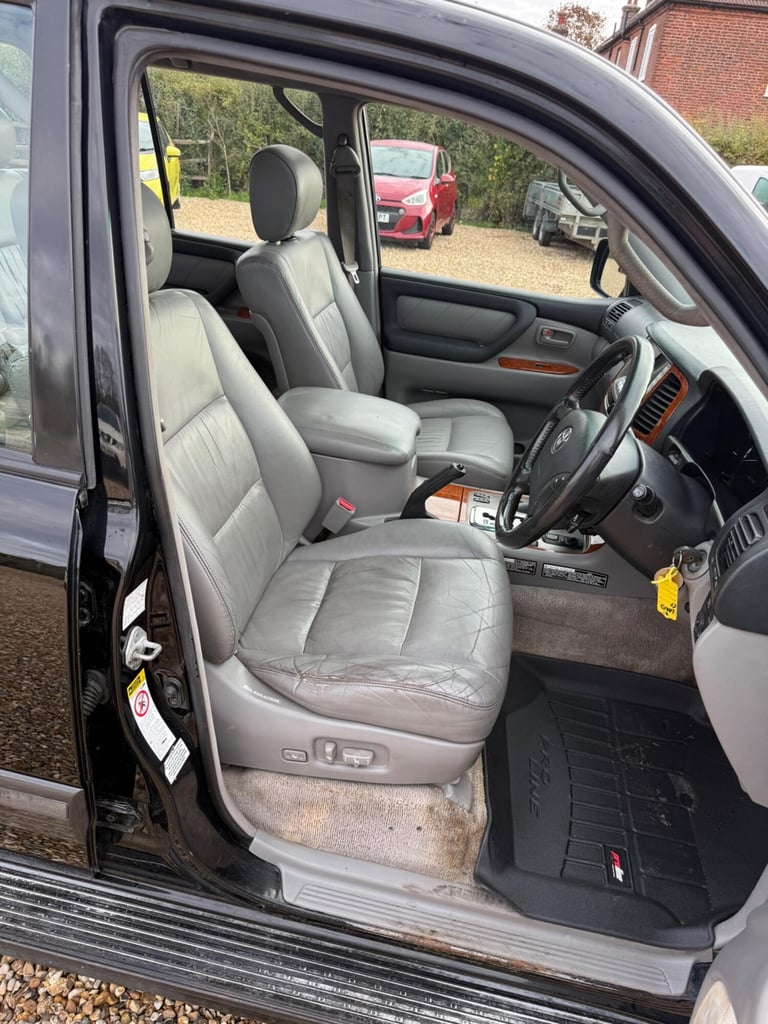  Toyota Land Cruiser Amazon 4.2 TD SUV 5dr Diesel Automatic (282 g/km, 201 bhp) Diesel Automatic