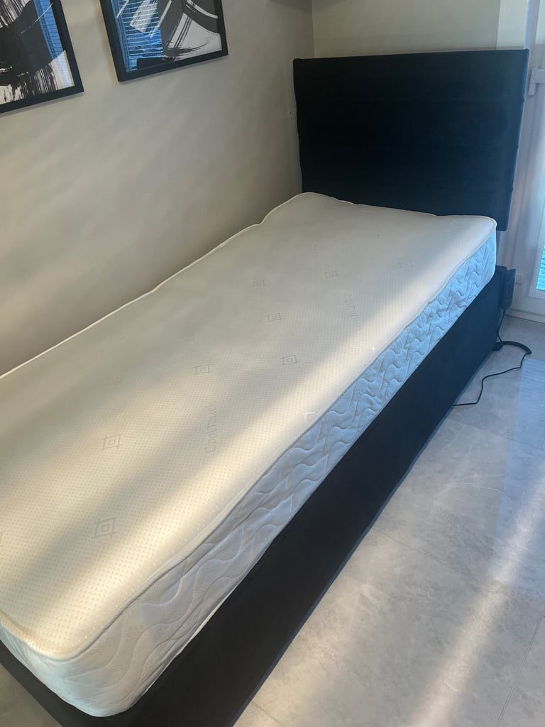 image for Brand new black velvet single electric adjustable bed