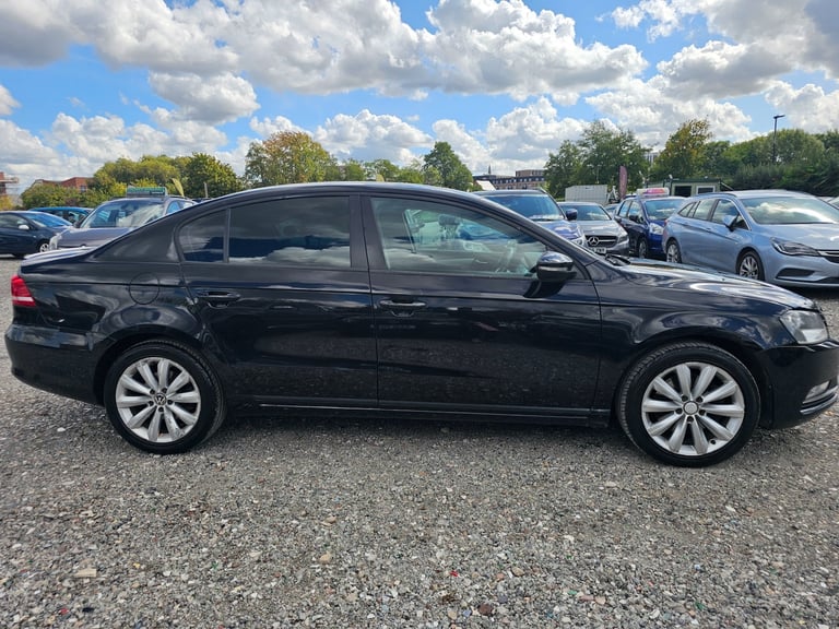 2014 Volkswagen Passat 1.6 TDI BlueMotion 4dr SALOON Diesel Manual