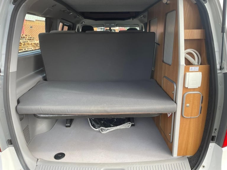 Wellhouse Hyundai i800