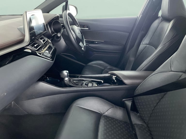 2019 Toyota C-HR 1.8 VVT-h Excel SUV 5dr Petrol Hybrid CVT Euro 6 (s/s) (122 ps) - LANE DEPA Suv ...