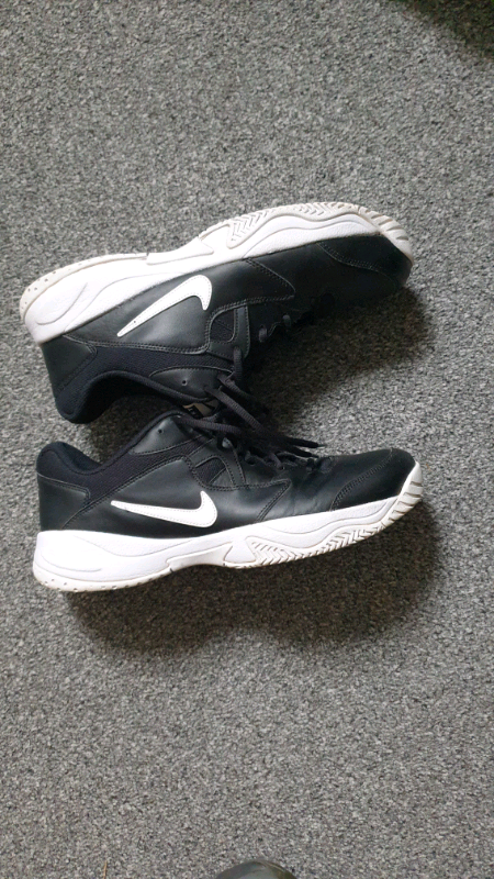 Nike Trainers great condition size 11