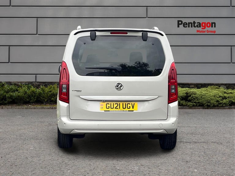  Vauxhall Combo Life 1.2 Turbo Elite MPV 5dr Petrol Auto Euro 6 s/s 7 Seat 130
