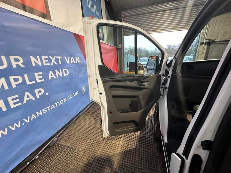 2019 Ford Transit Custom Transit Custom 320 Base EcoBlue Minibus DIESEL Manual