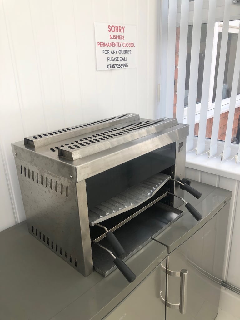 Parry LPG salamander grill. Pizza oven. Grill. Panini machine. 