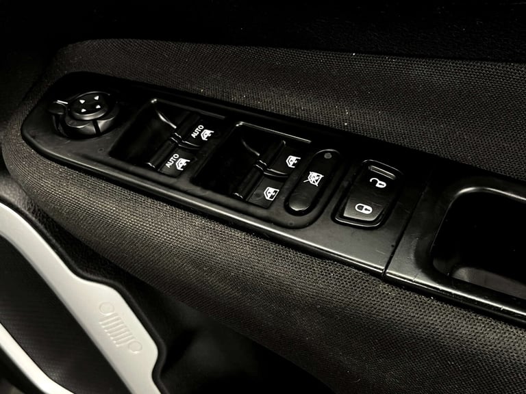 2015 Jeep Renegade 1.6 Multijet Sport 5dr ESTATE DIESEL Manual