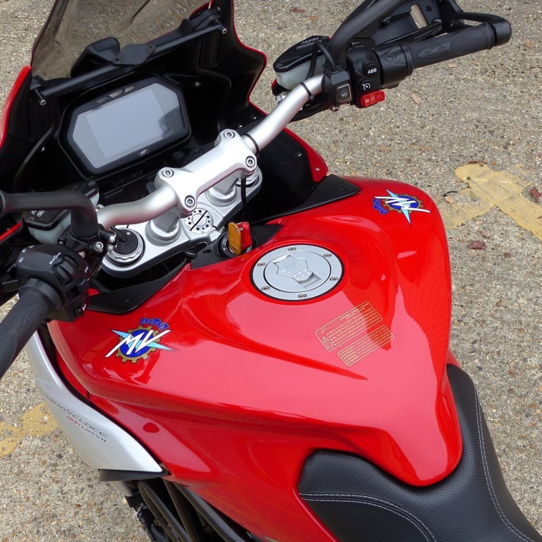 2018 MV AGUSTA TURISMO VELOCE 800 LUSSO – STUNNING, FSH, EXCELLENT CONDITION
