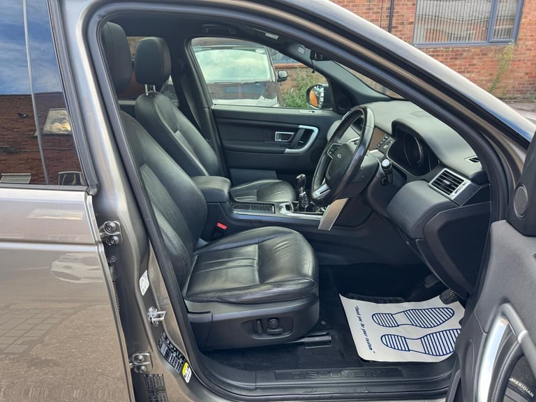 2017 Land Rover Discovery Sport 2.0 TD4 HSE 4WD Euro 6 (s/s) 5dr ESTATE Diesel Manual