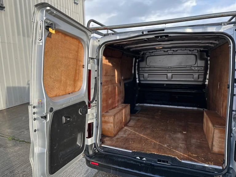 2019 Renault Trafic 1.6 dCi ENERGY 27 Business+ SWB Standard Roof Euro 6 (s/s) 5dr PANEL VAN Dies...