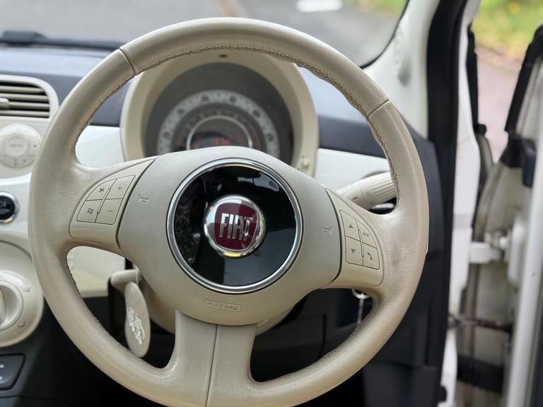 2009 Fiat 500 1.2 Lounge Euro 5 (s/s) 3dr HATCHBACK Petrol Manual