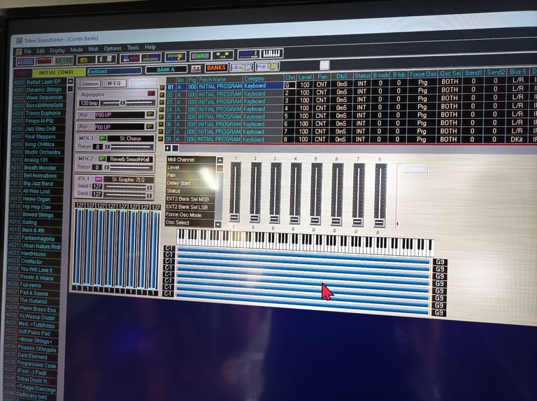 Korg TritonLE Synth - Note Faulty LCD Backlight