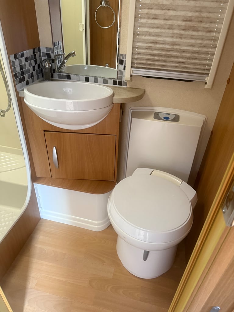 Swift Islay 5Berth Caravan (2010)