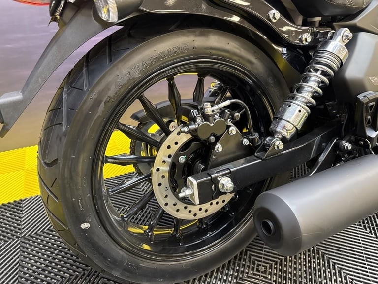 Keeway RK V125C 125cc V-Twin Learner Legal Custom Cruiser