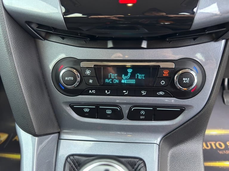 2014 Ford Focus 1.0 125 EcoBoost Titanium 5dr HATCHBACK PETROL Manual