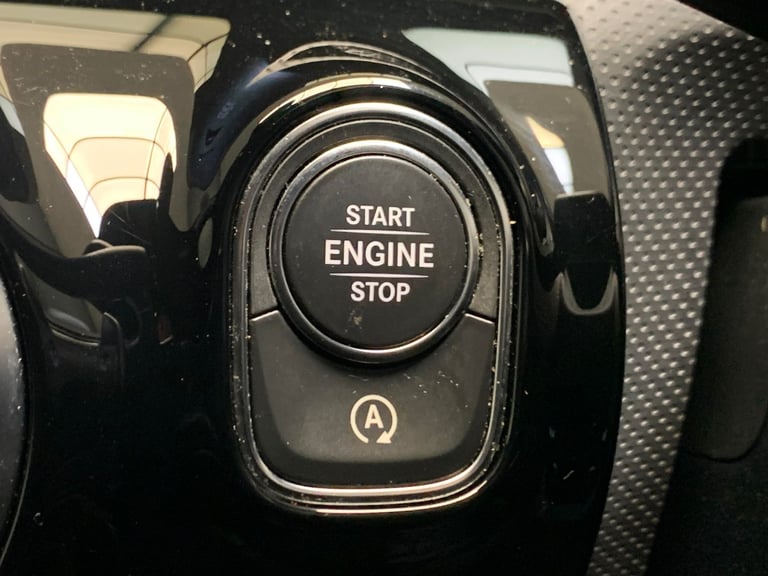 2020 Mercedes-Benz A-Class 1.3 A180 AMG Line (Executive) Hatchback 5dr Petrol 7G-DCT Euro 6 (s/s)...