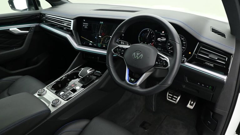2023 Volkswagen Touareg 3.0 V6 TSI eHybrid 14.3kWh R Tiptronic 4Motion Euro 6 (s/s) 5dr SUV Petro...