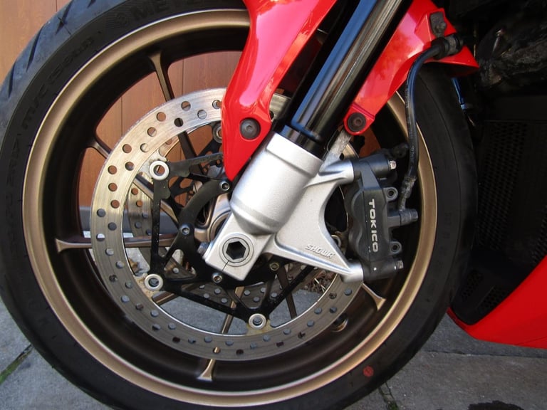 HONDA VFR 800 f ONLY 15230 MILES * FULL SERVICE HISTORY * ONE OWNER FROM NEW *