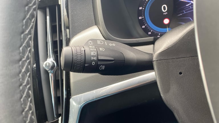 2022 Volvo V90 2.0 B4P Core 5dr Auto ESTATE PETROL Automatic