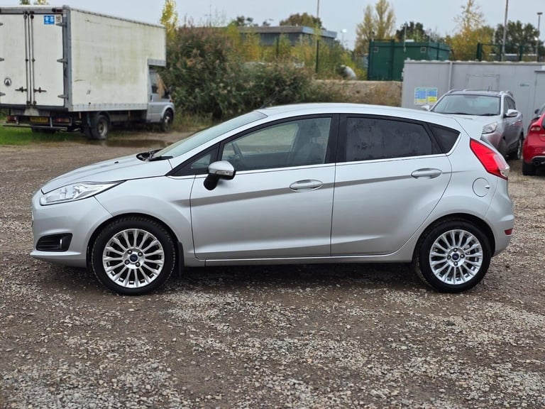 2013 Ford Fiesta 1.0T EcoBoost Titanium Euro 5 (s/s) 5dr Hatchback Petrol Manual